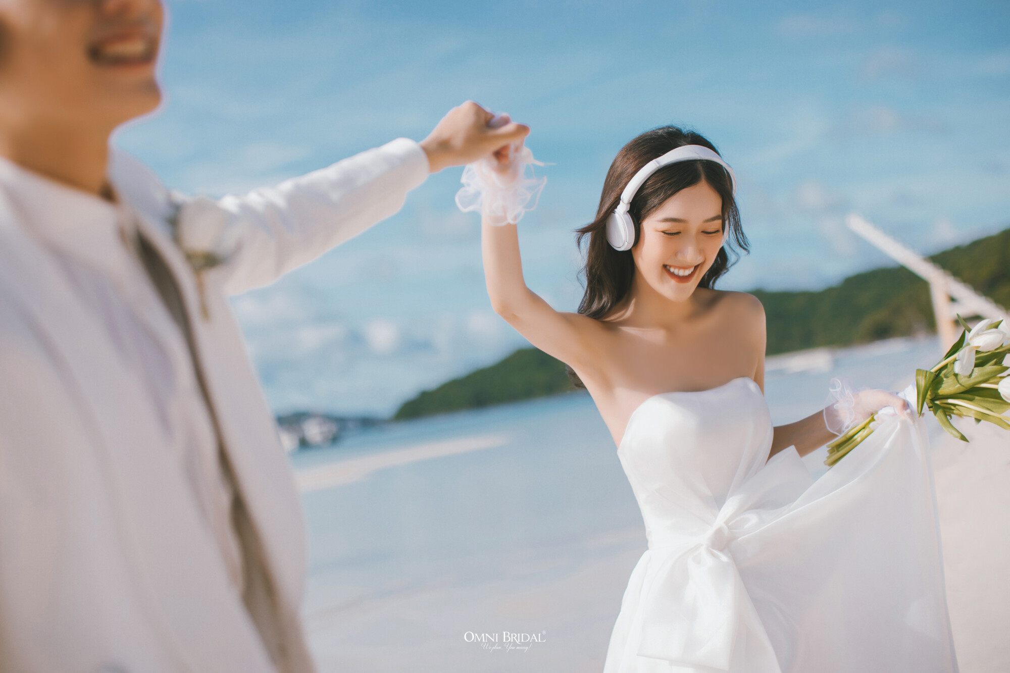 Chụp hình cưới ở biển Đà Nẵng