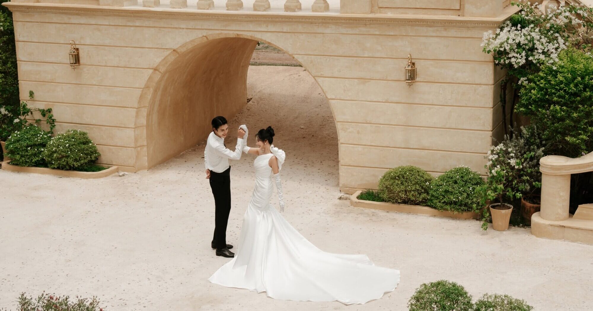 Studio ảnh cưới HCM chỉnh ảnh đẹp tự nhiên