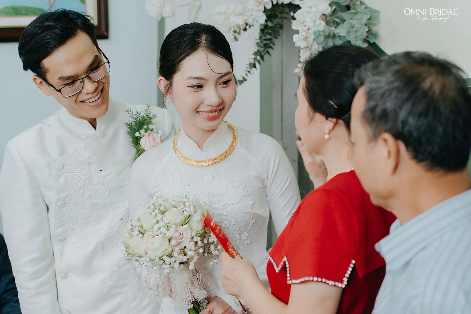 Có thể không tổ chức lễ dạm ngõ, nhưng vẫn nên có một số yếu tố cơ bản giữ gìn nét đẹp truyền thống