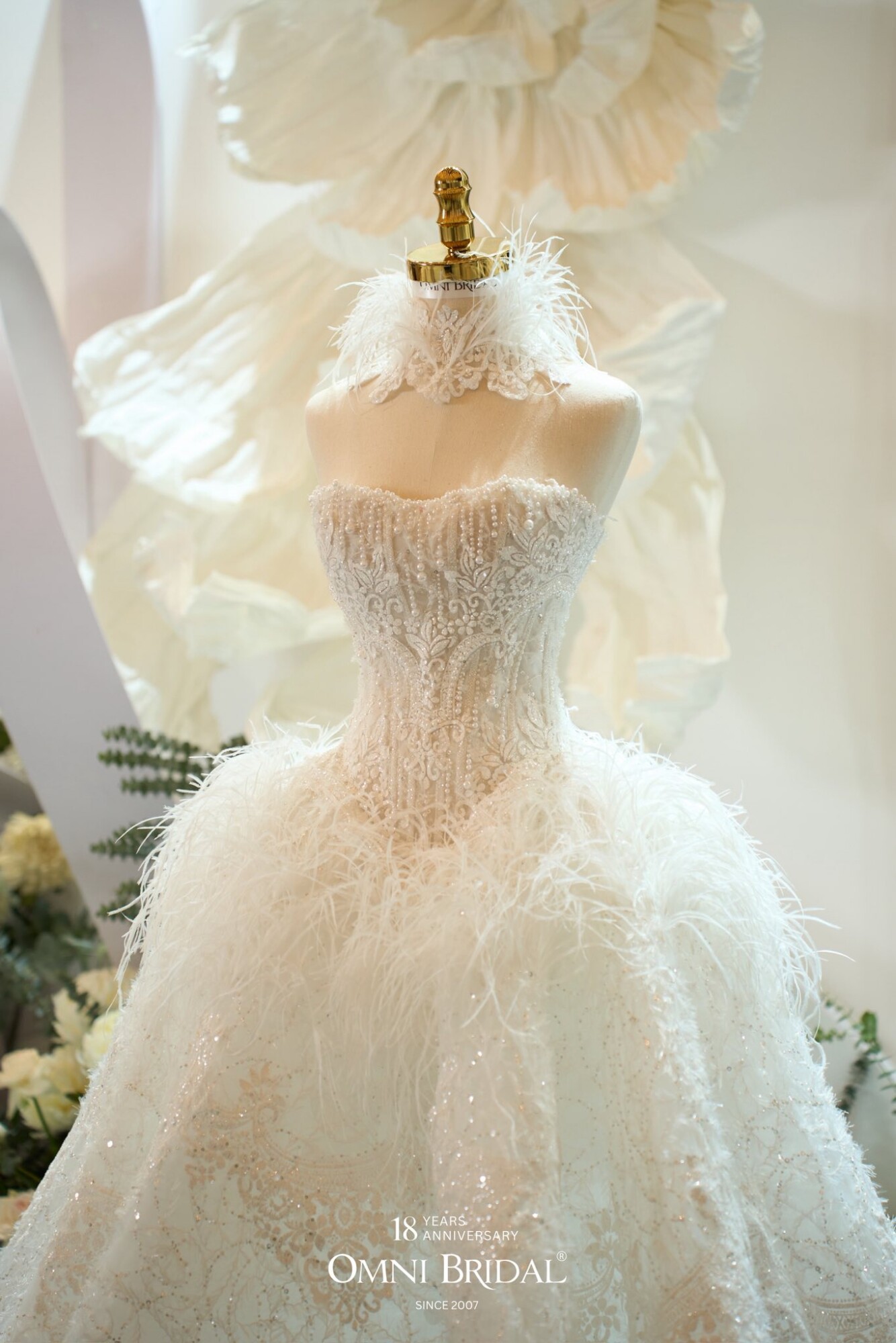 Lựa chọn một chiếc áo cưới đẹp đúng nghĩa