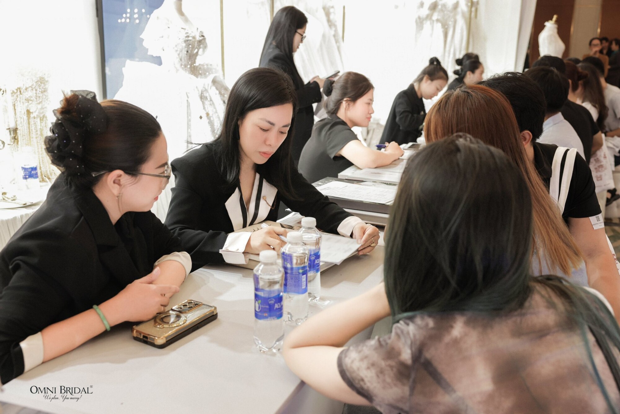 Đọc kỹ hợp đồng tránh chi phí phát sinh