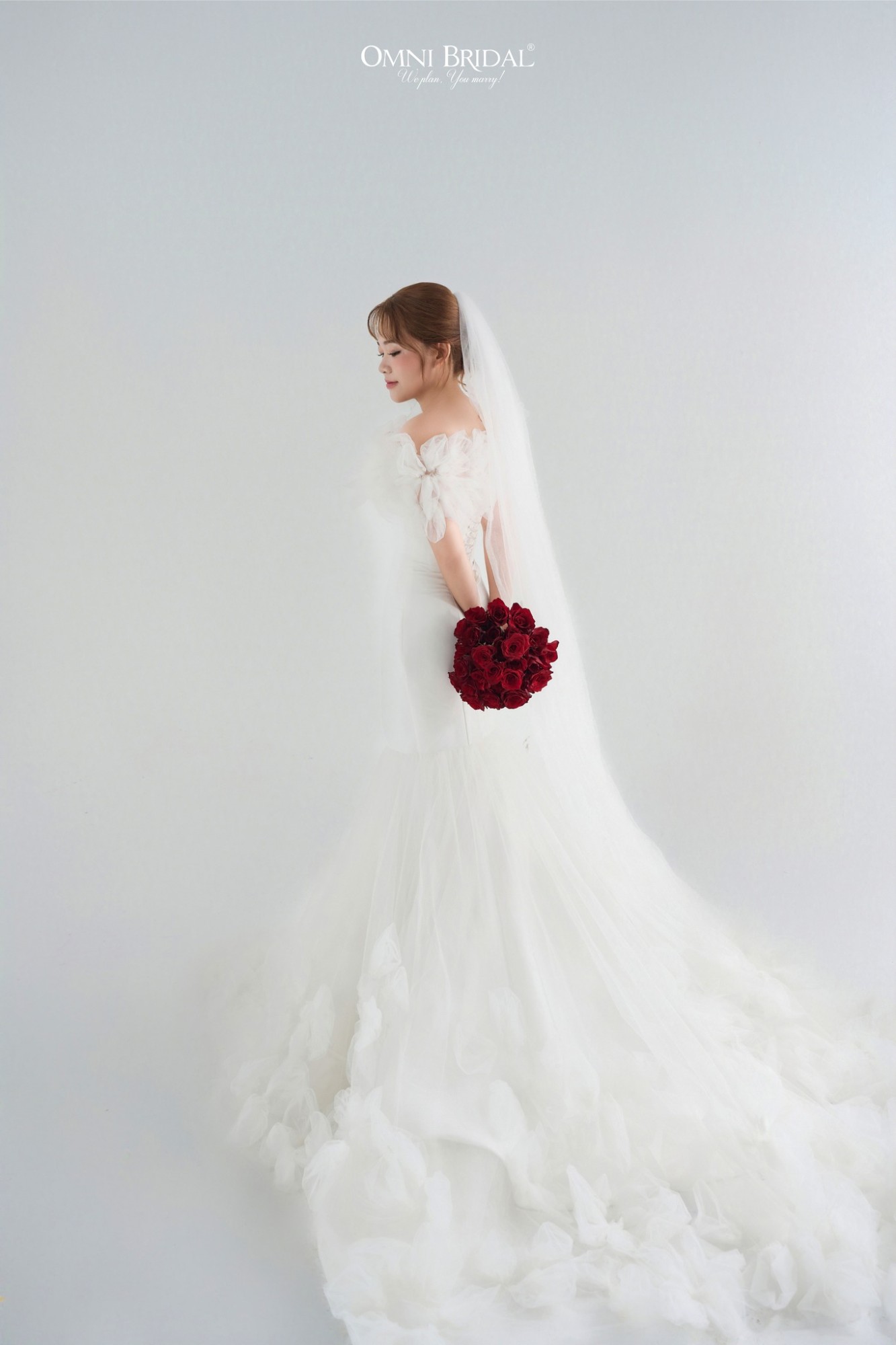 Một chút cổ điển cùng tóc mái phồng