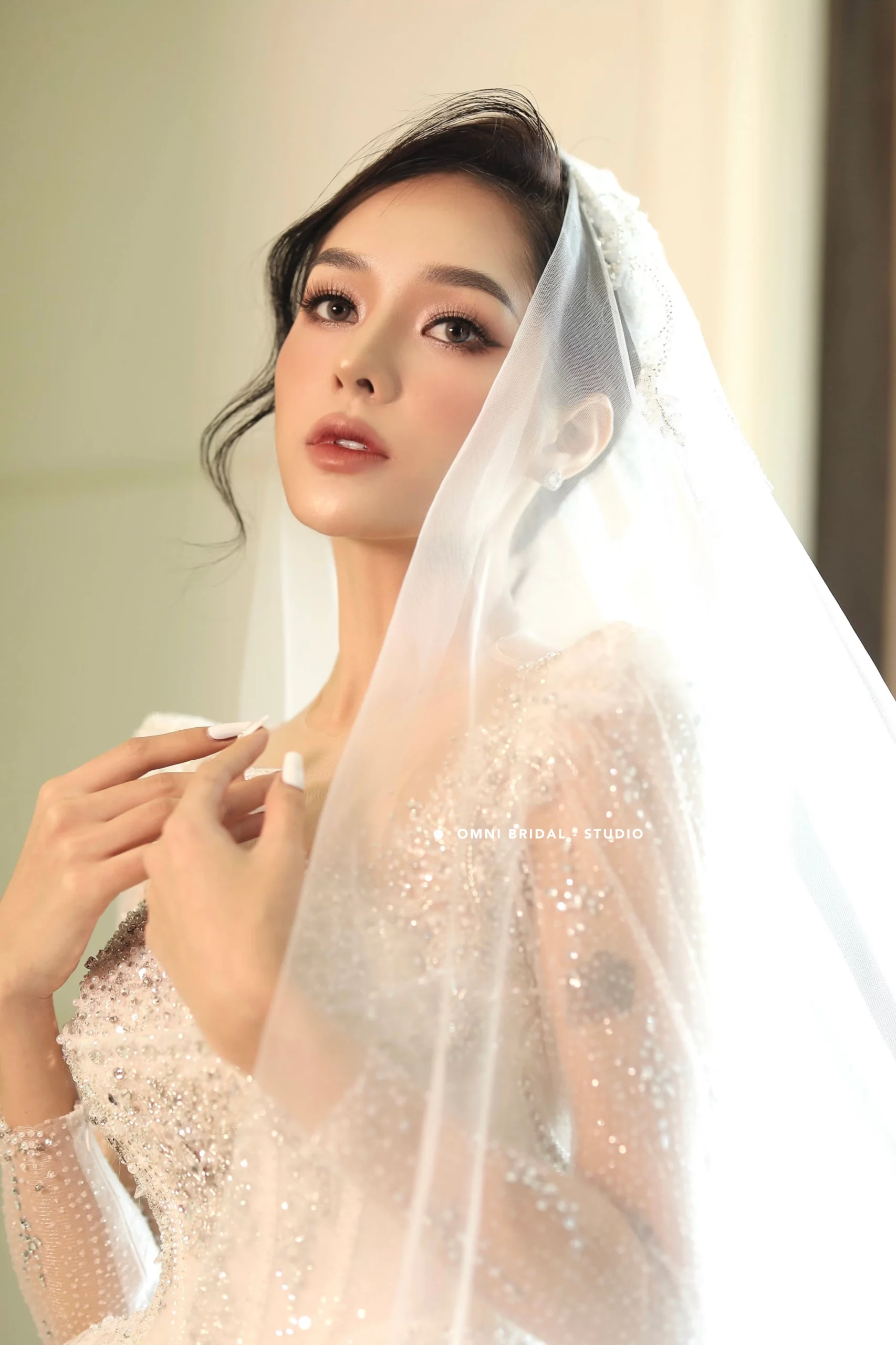 Khám phá layout makeup cô dâu tone tây chuẩn nét