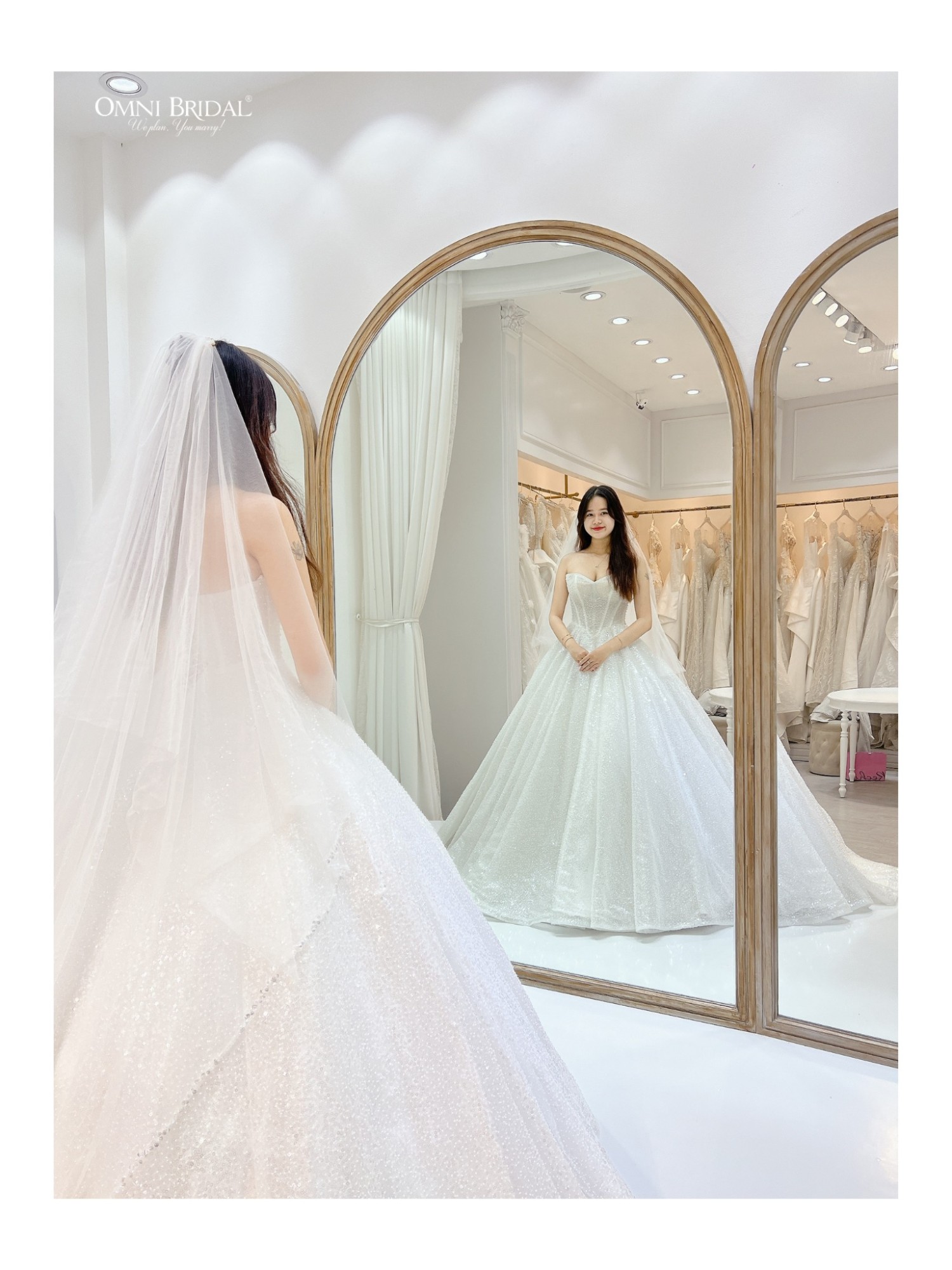 Thử váy cưới trước 2 - 3 tháng để có thể điều chỉnh phù hợp kịp thời