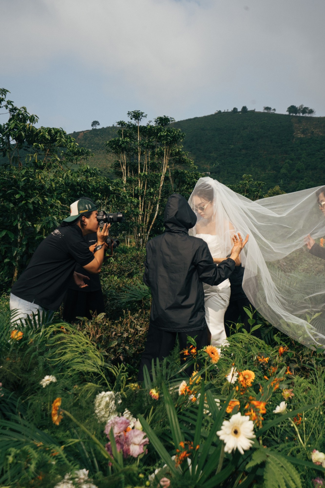 Đội ngũ nhân sự tận tâm trên từng chi tiết, quy trình làm việc